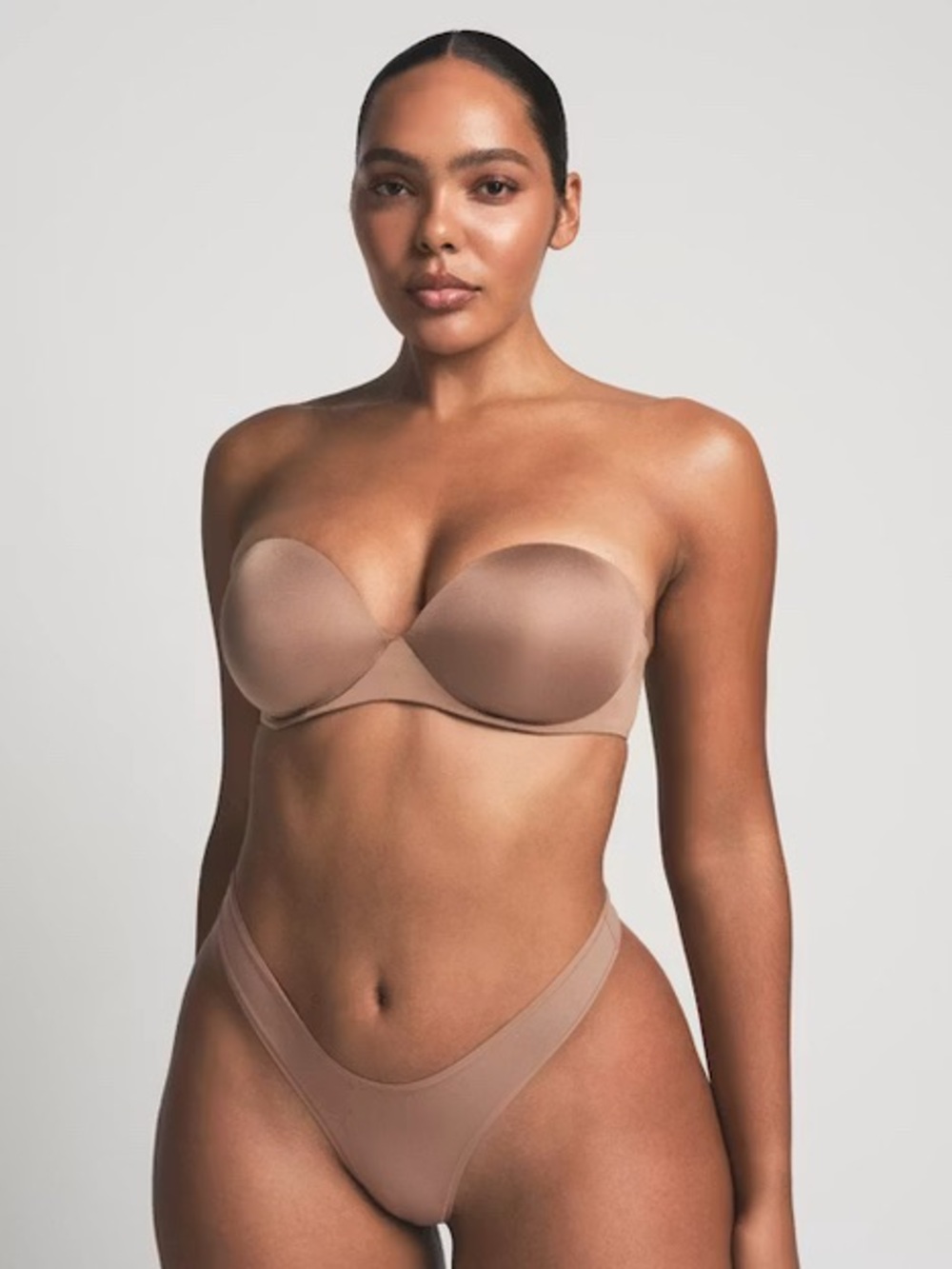 SKIMS Ultimate Push Up Strapless Bra 34B